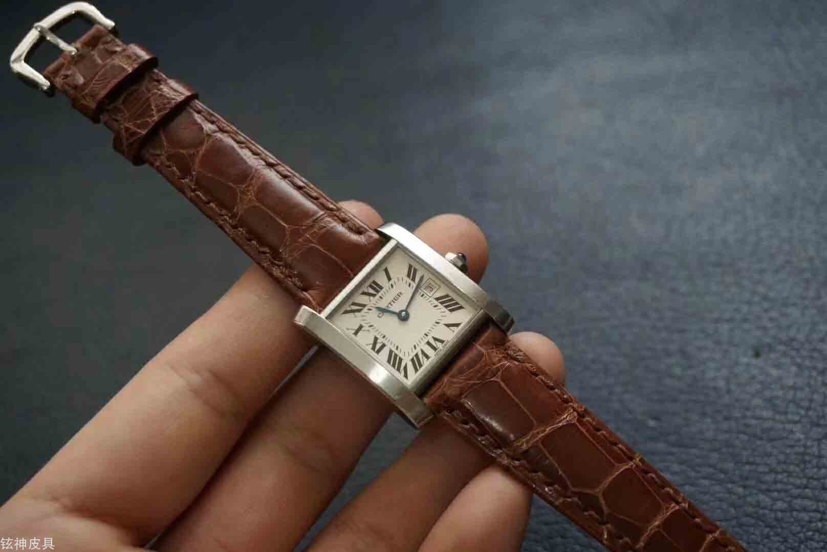 鳄鱼皮表带组装技术