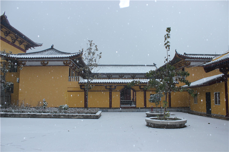 古灵泉寺雪景