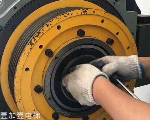 曳引机维修中心