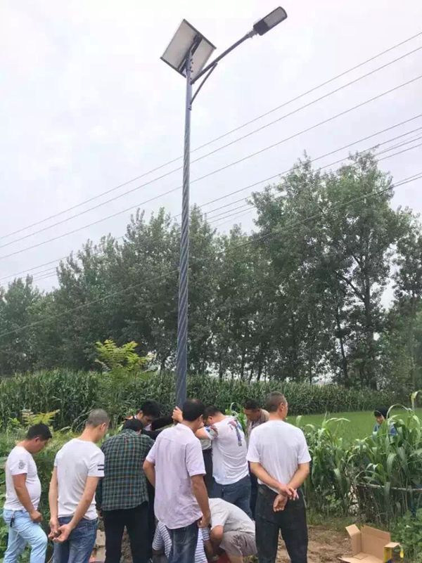 江蘇六合太陽能路燈安裝
