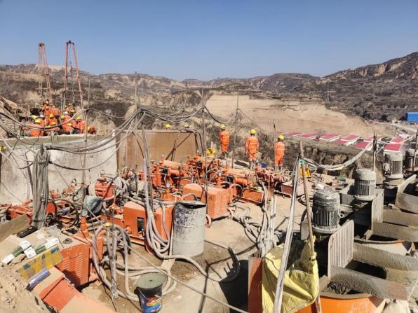 北京瑞威太焦铁路太谷隧道施工