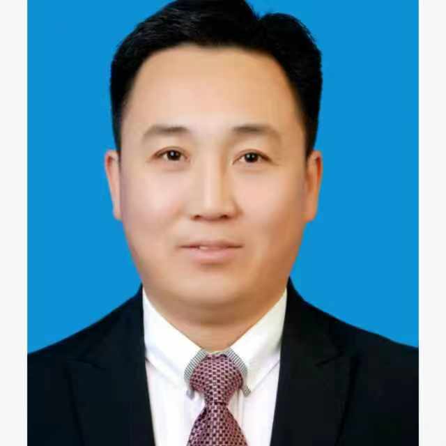 黄镇-吉林省昕晨物业有限公司执行董事