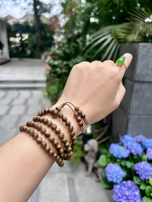奇楠沉香手串 奇楠沉香手串