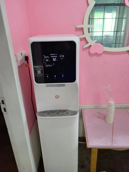 壁挂家用直饮机