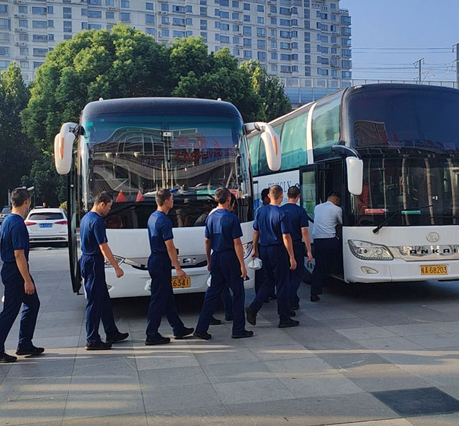 单位团队旅游大巴车怎么选择合适？