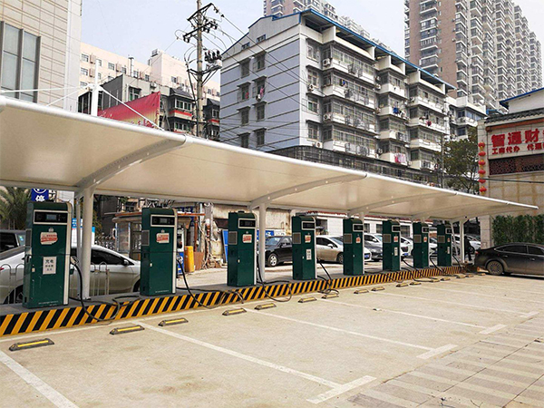 膜结构充电桩棚-膜结构车棚-交通设施膜结构-产品中心-上海堃誉膜结构