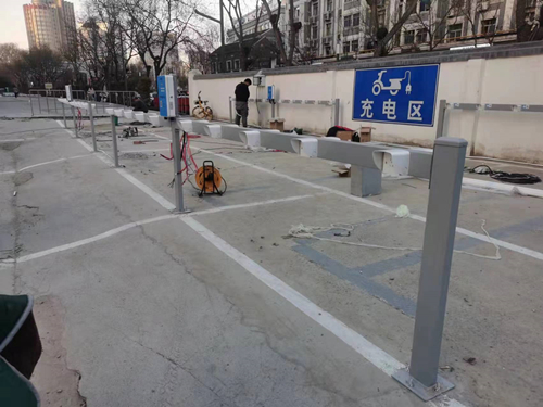 高速充电桩怎么收费？