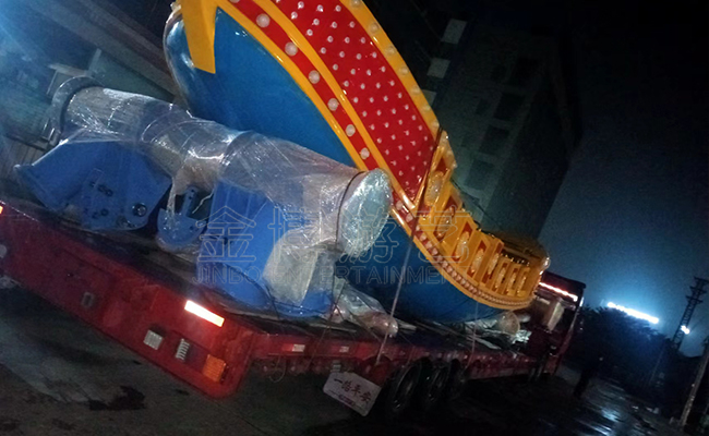 银川36座海盗船游乐项目发货