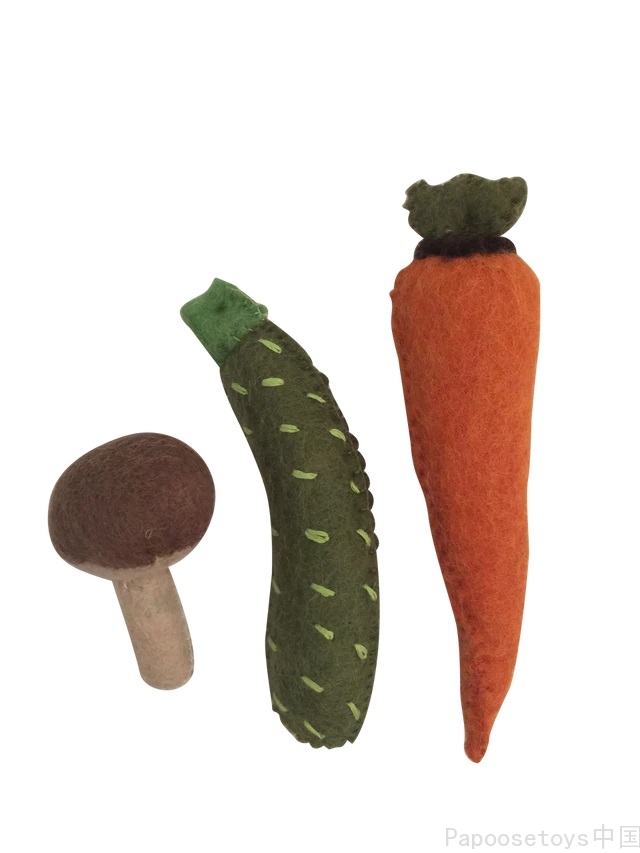 胡萝卜，西葫芦，蘑菇.jpg