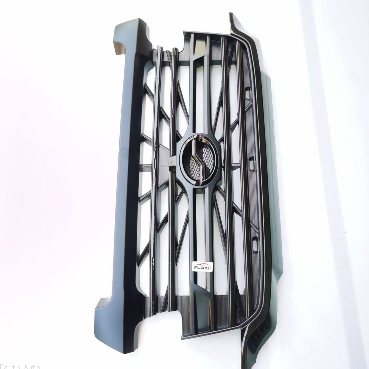 GRILLE BLACK LOGO & G8401010-0903
