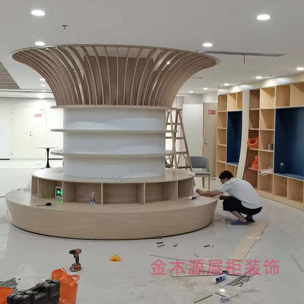 金木源展柜案例