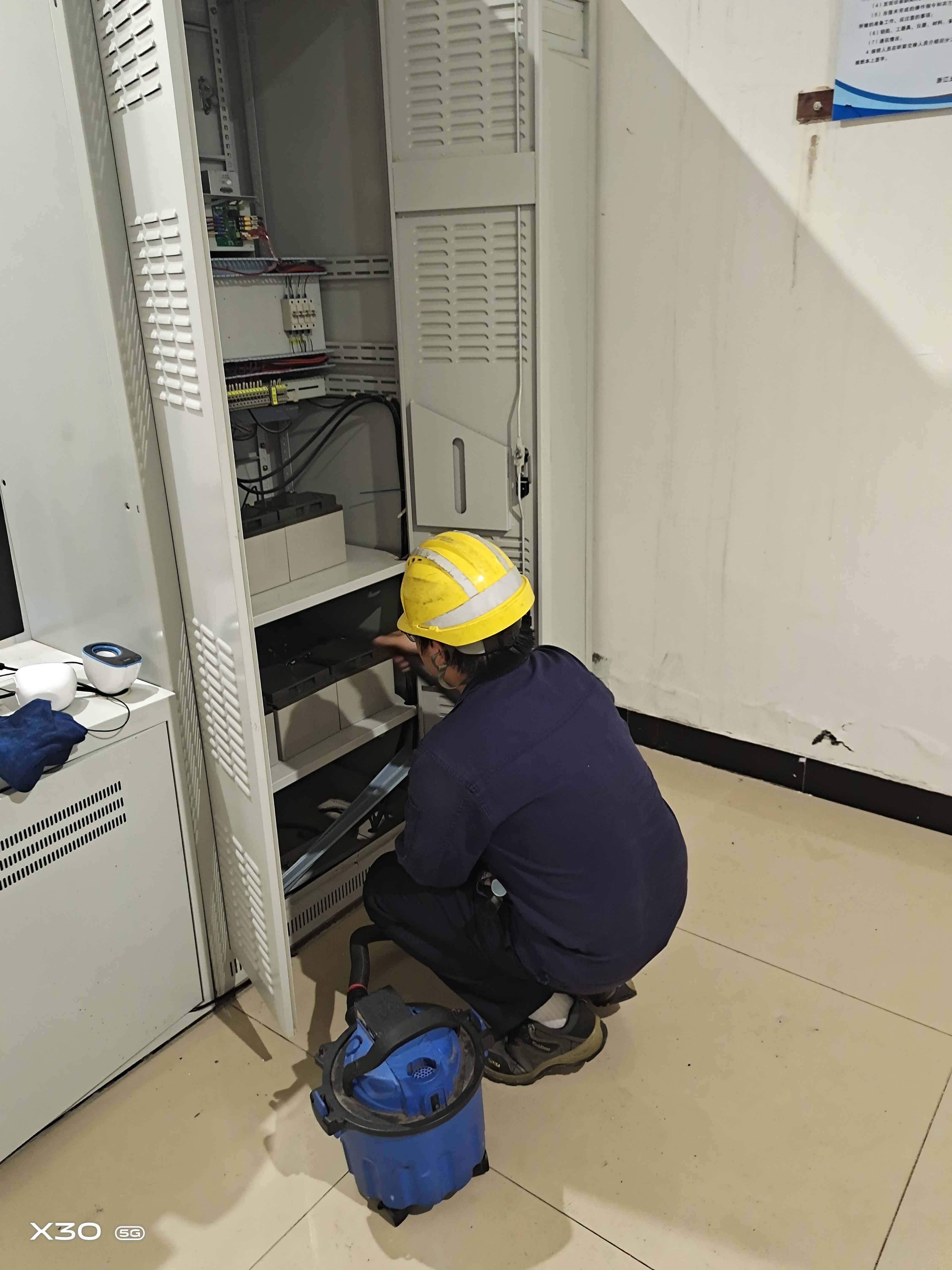 现场安装及维护