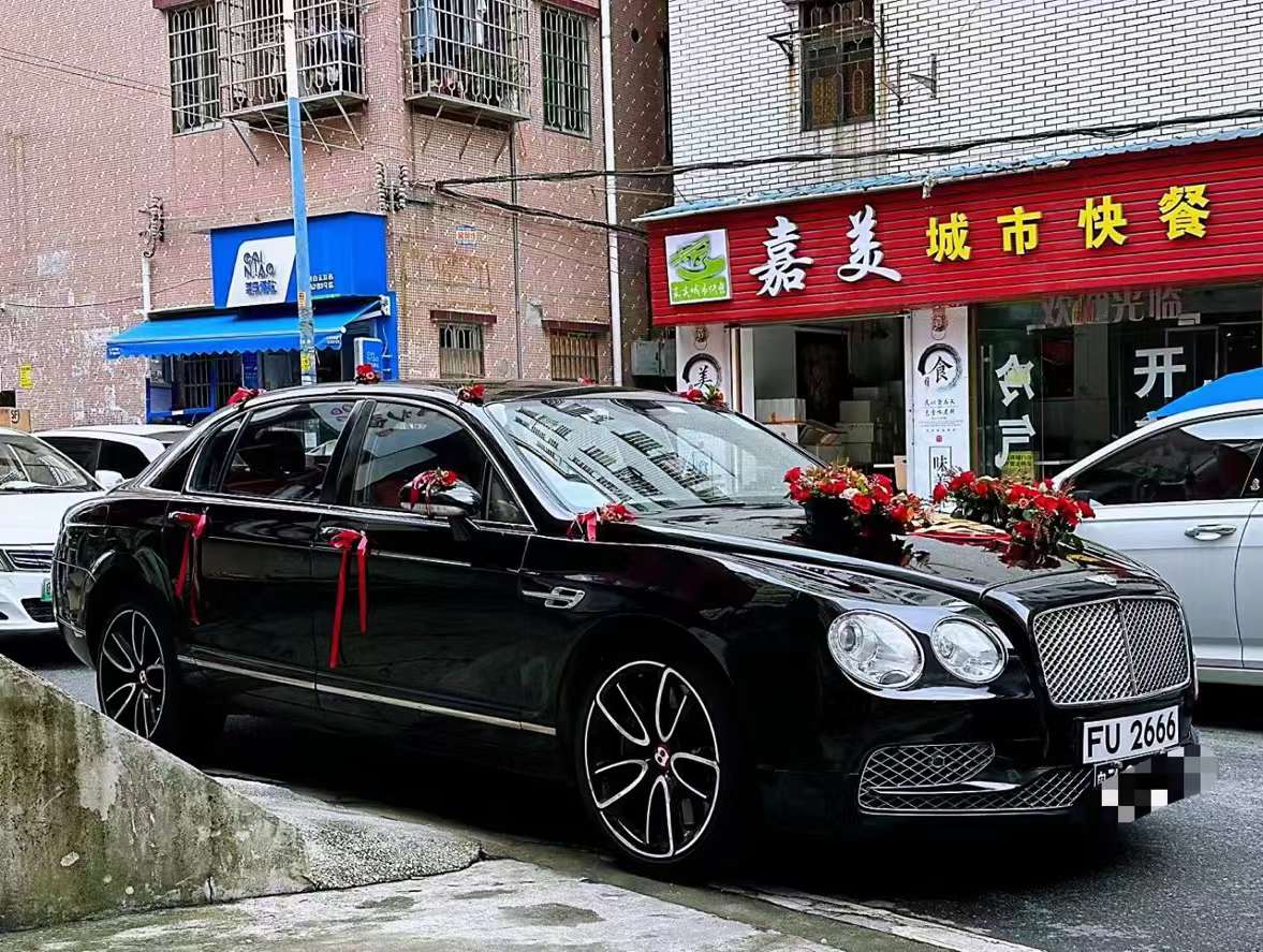 婚车