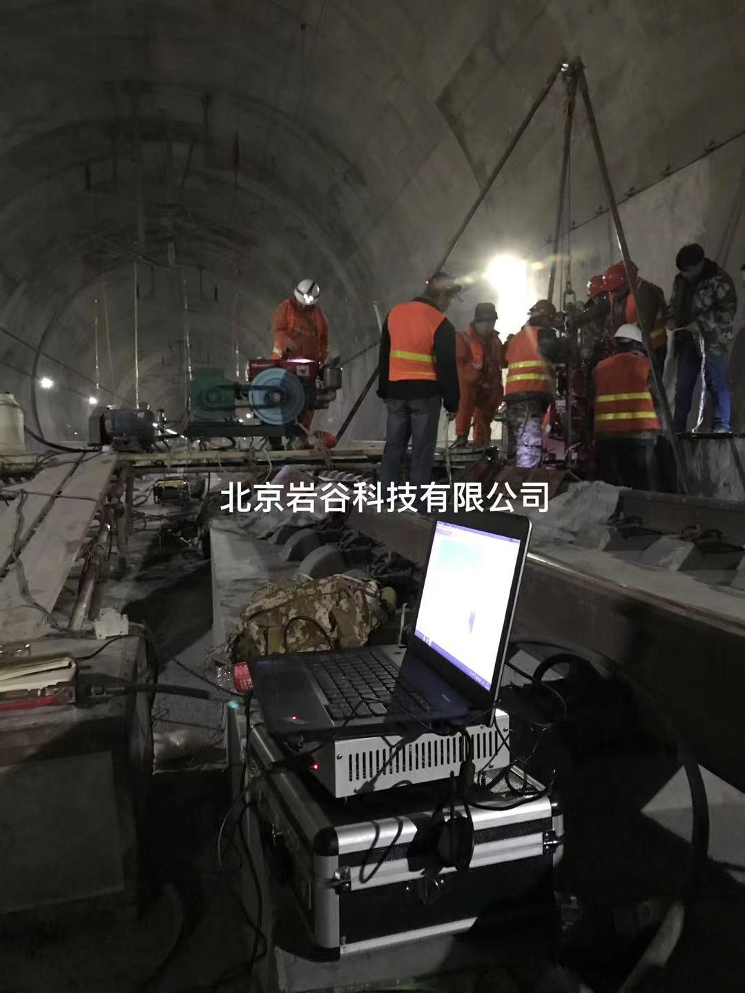 某高鐵隧道運營期水壓致裂法地應力測試